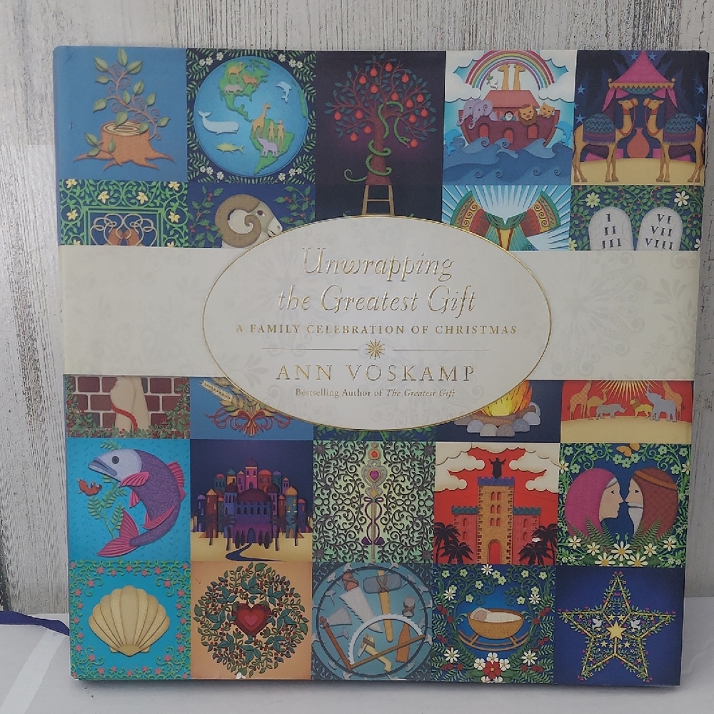Unwrapping the Greatest Gift Book - Multicolor